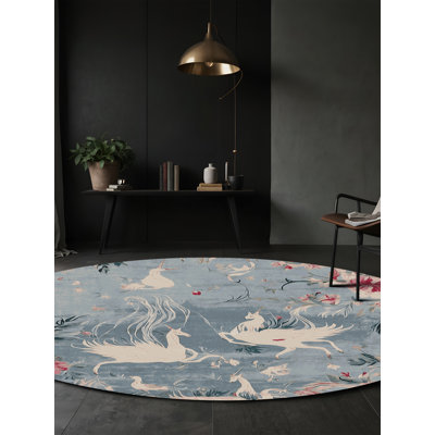 Tapis gris soyeux et moelleux