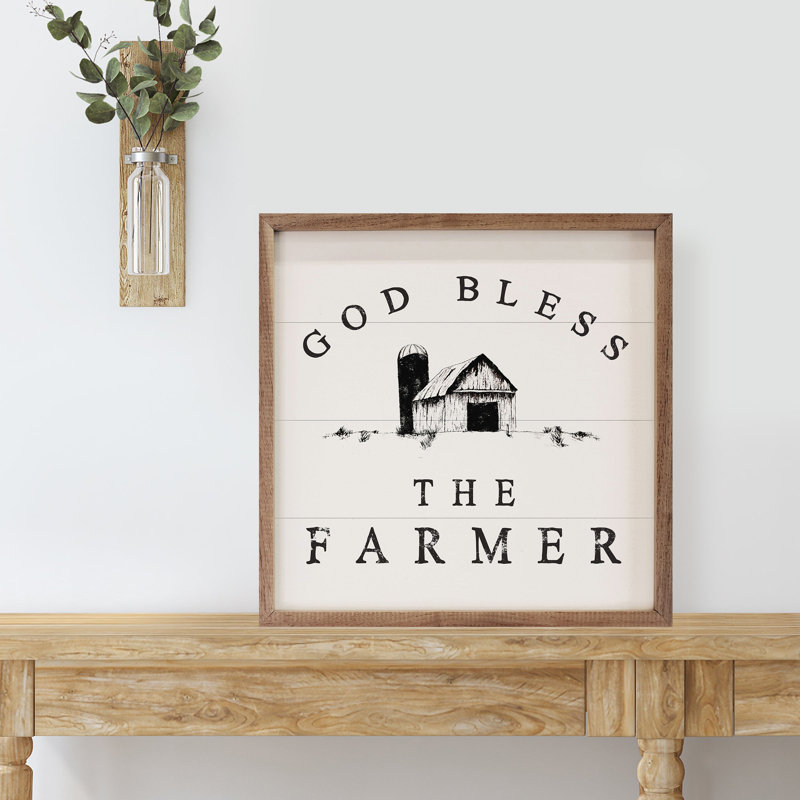 God Bless The Farmer Barn - blanc, H 4 po x l 4 po