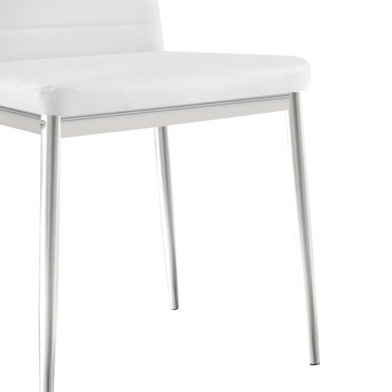 Ensemble de chaises de salle à manger de style moderne pour 4 personnes avec cuir PU confortable et pieds chromés pour une salle à manger élégante et fonctionnelle