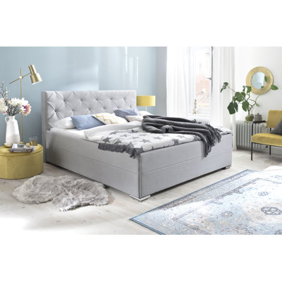 Hetum Upholstered Bed