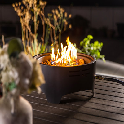 Foyer de camping de table 15 po - brûleur au propane portable avec brûleur en acier inoxydable, acier noir, support de cuisson inclus, pierres de lave chauffantes de 15 po et couvercle, profondeur du bol de 2,2 po, flamme réglable