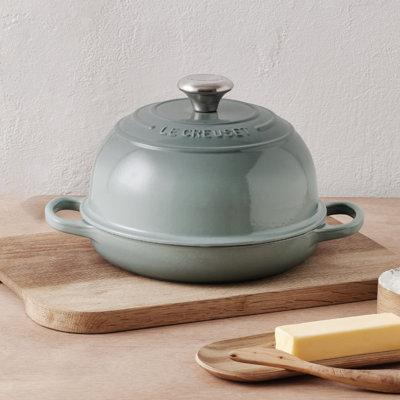 Le Creuset Signature Enameled Cast Iron 1.75 Qt. Bread Oven with Lid