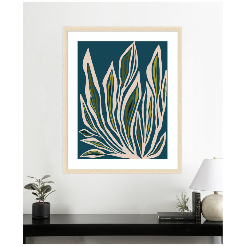 «Blue Flora 2» par Alicia Bock, reproduction d'art encadrée