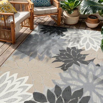 Floral Gray/Ivory Indoor/Outdoor High-Low Area Rug