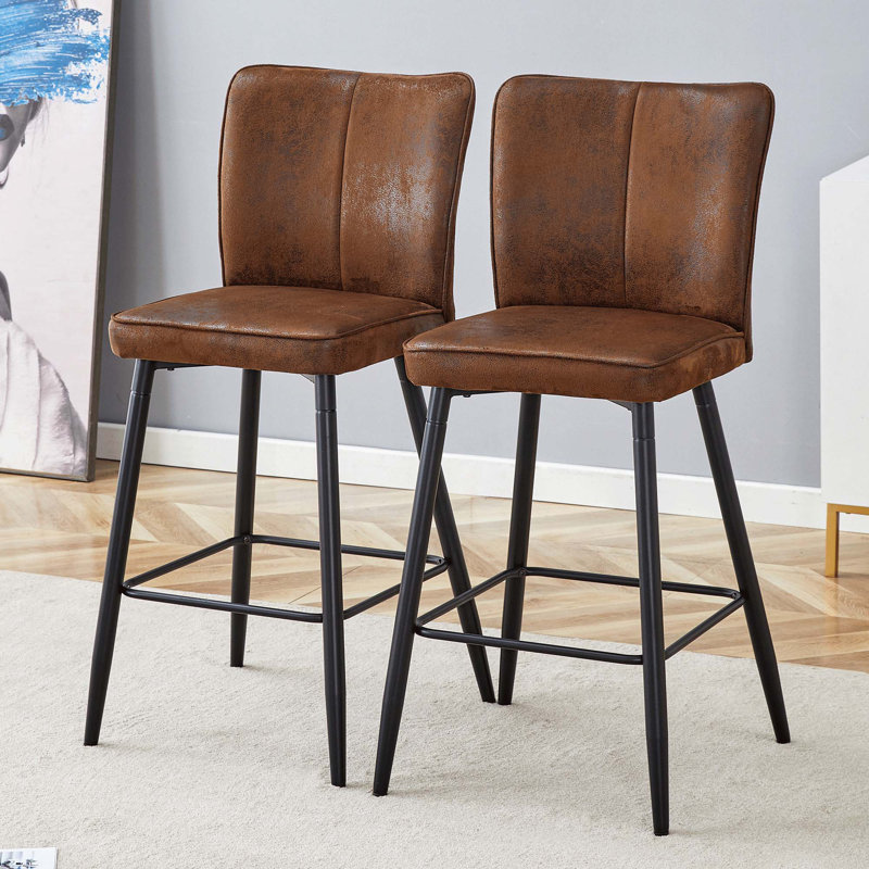 Ensemble de chaises de bar élégantes et confortables pour divers espaces au design exquis