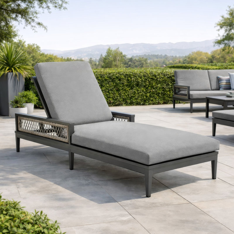 Chaise longue simple inclinable avec coussins 82,5 po Nao