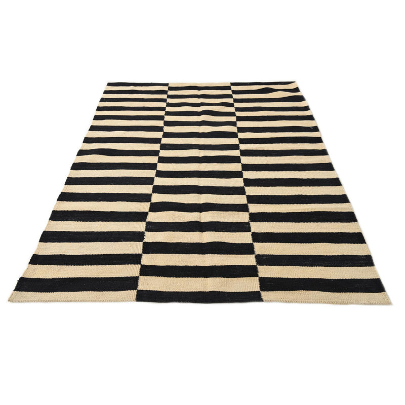 Tapis noir et blanc Noor