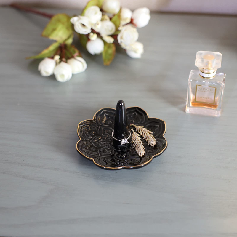 Porte-bijoux en céramique noire Mandala