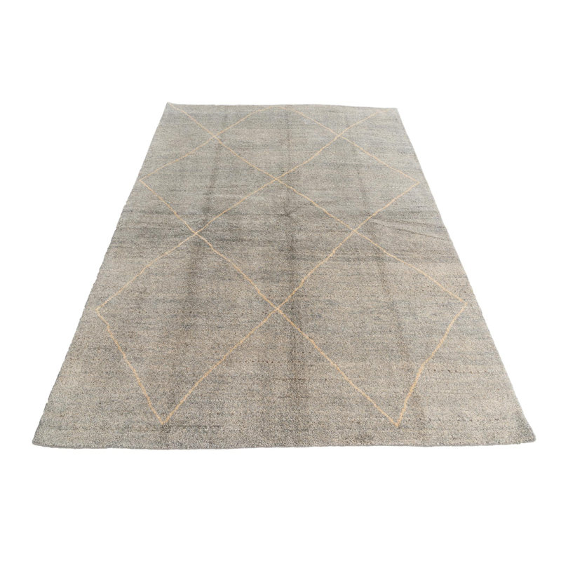 Iraheta Gray Rug