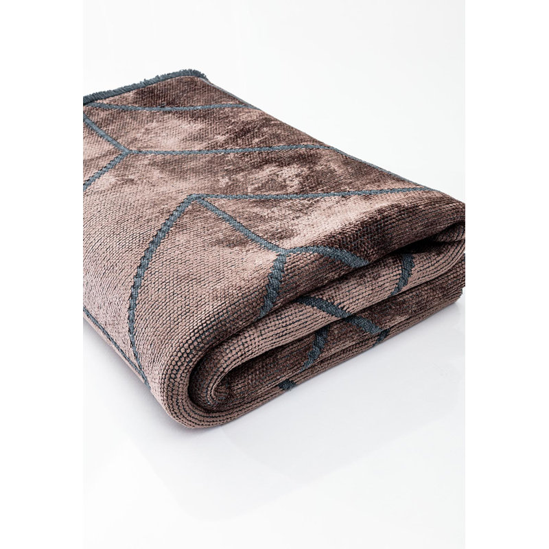 Rayson Rectangle Geometric Cotton and Viscose Indoor / Outdoor Area Rug, Rectangle 5'3" x 7'6.6"