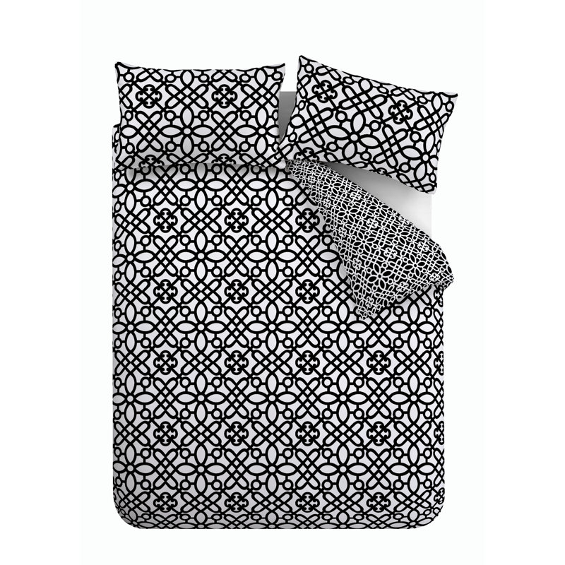 Medina Trellis Black/White Reversible Duvet Cover Set, Single - 1 Standard Pillowcase