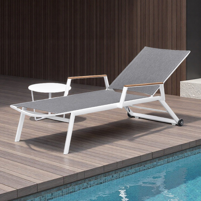 Chaise longue d'extérieur pour piscine et plage