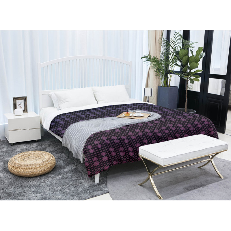 Katelyn Elizabeth Modern & Contemporary Polyester Geometric Shapes Comforter, King Comforter, Blue/Pink