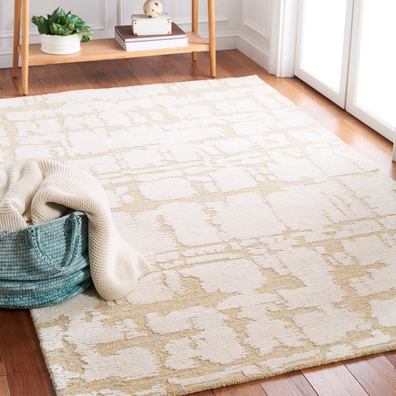 Hand-Tufted Gold and Ivory Wool 8' x 10' Area Rug