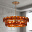 Lustre 8 lumières 33 po avec abat-jour en verre martelé ambre Aaron, finition laiton antique-876289216-885352156