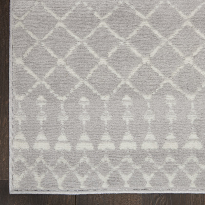 Jerrye Geometric Indoor Rug, Rectangle 6' x 9'