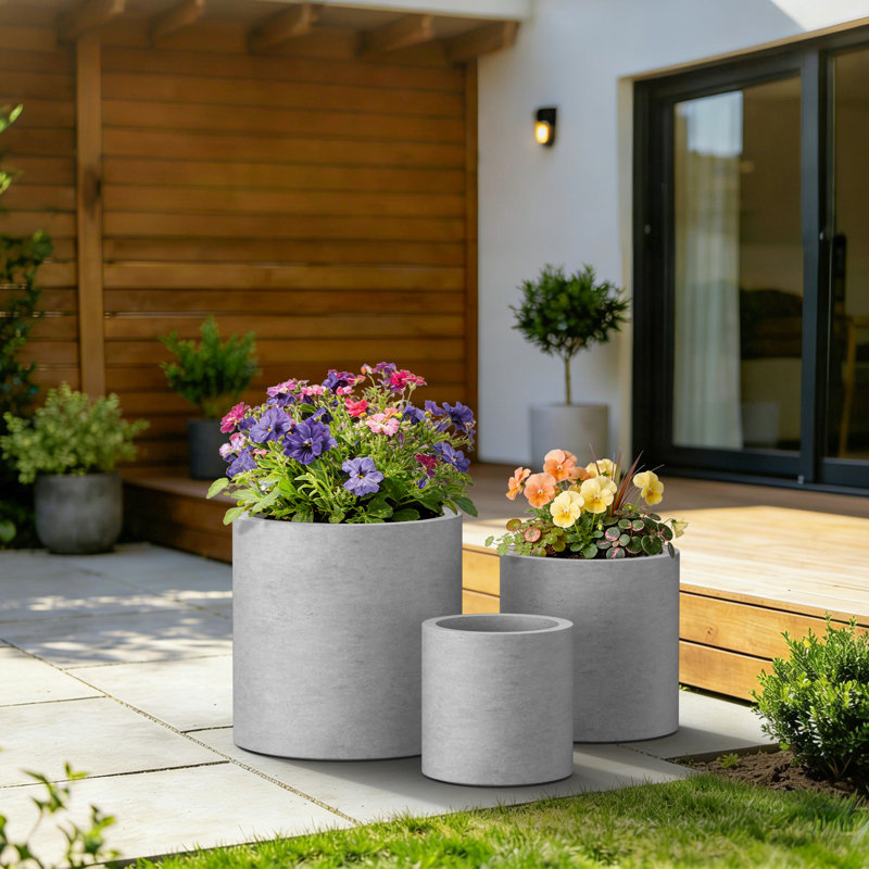 Centonze 3-Piece Pot Planter Set, Medium Gray