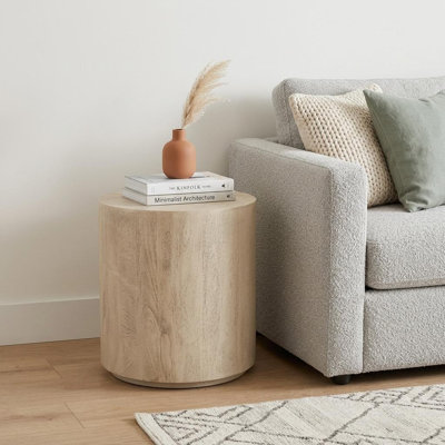 Table de bout ronde 20 po en bois massif naturel vieilli