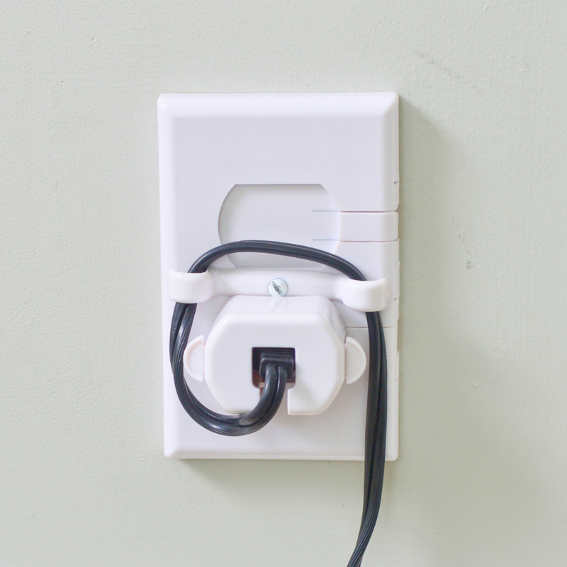 Plug Plug and Cord Keeper