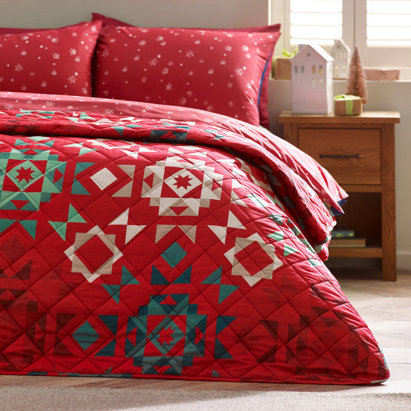 Christmas Patchwork Quilted Bedspread