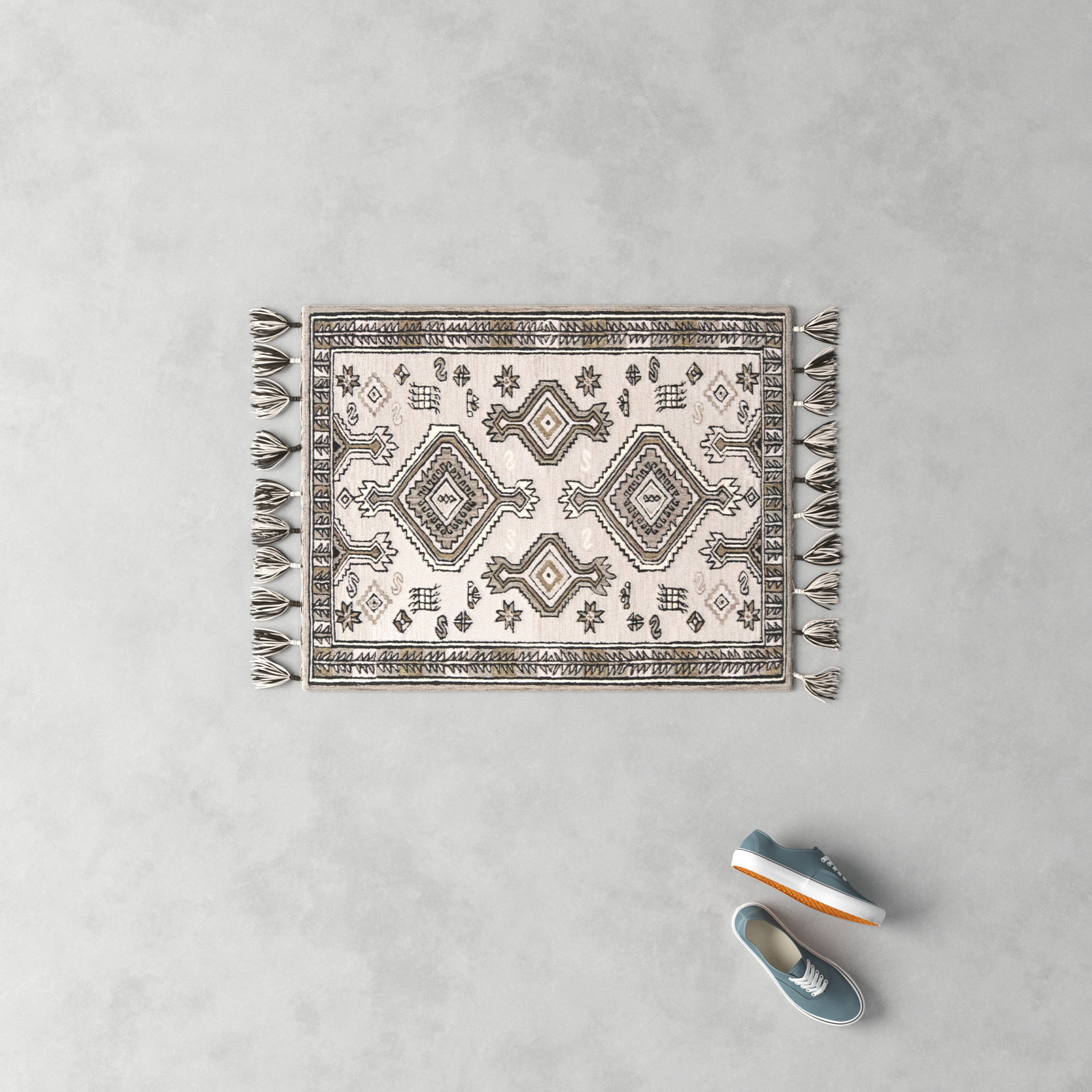 Bronte Gray Hand-Tufted Wool Rug, Rectangle 2' x 3'