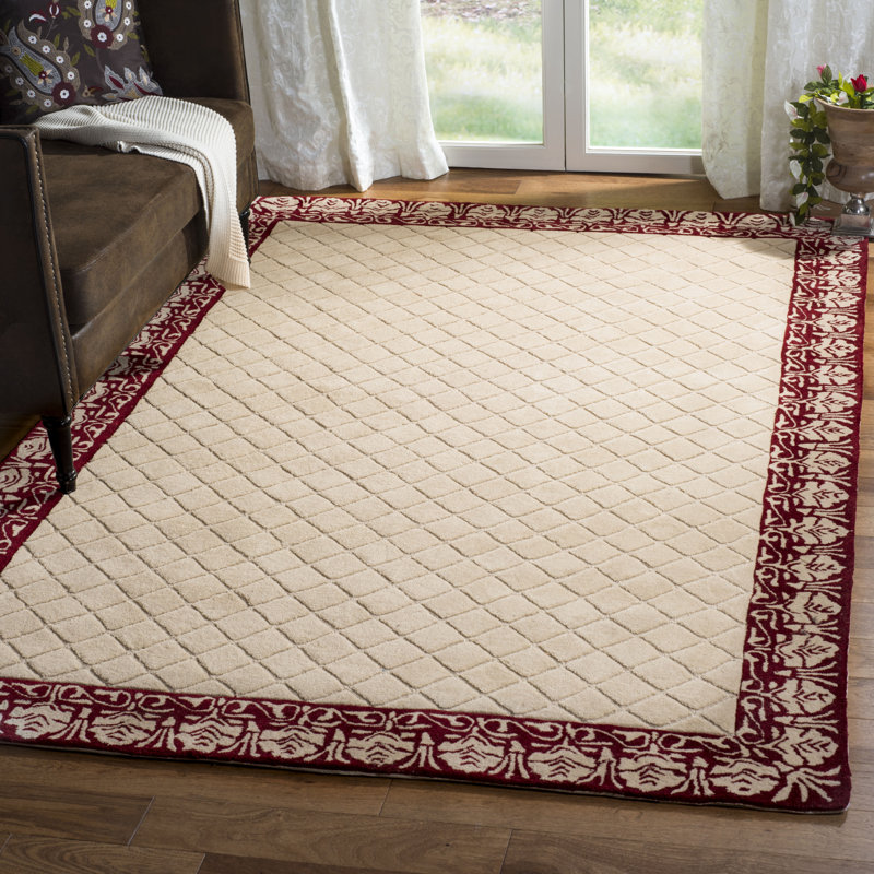 Harrison Bordered Handmade Looped/Hooked Area Rug in Red, Rectangle 6' x 9'