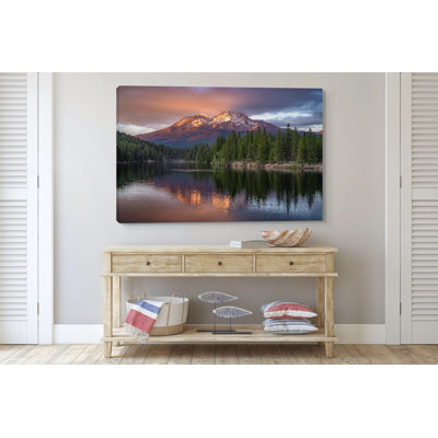 Mount Shasta Sunset Stretched Canvas