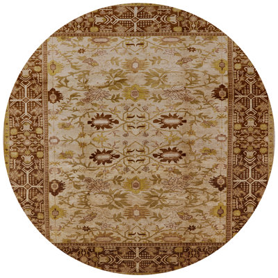 Tapis brun à motif oriental