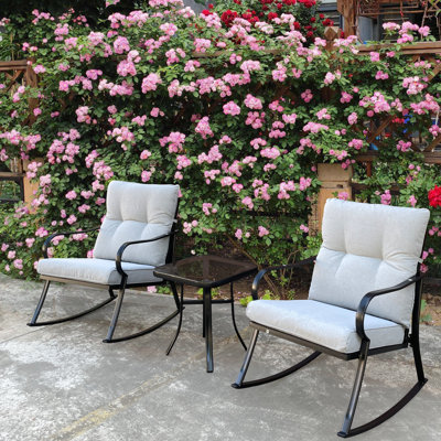 Ensemble de chaise à bascule et fauteuil