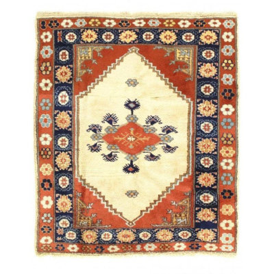 Meshay Oriental Area Rug