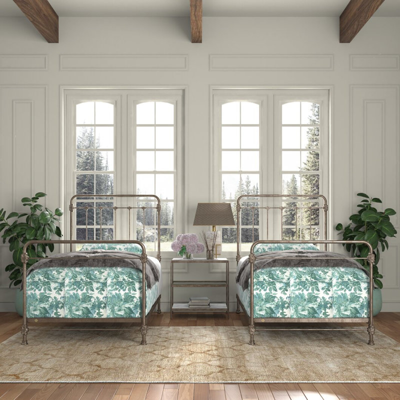 Bed, Full / Double