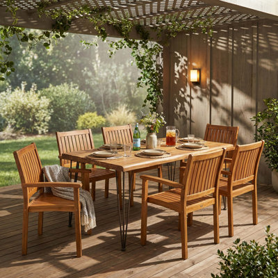 Ensemble de salle à manger 7 pièces en bois d'acacia avec table Live-Edge et chaises ergonomiques à lattes pour la pelouse, la cour et la piscine.
