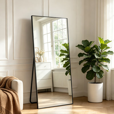 Miroir sur pied pleine longueur