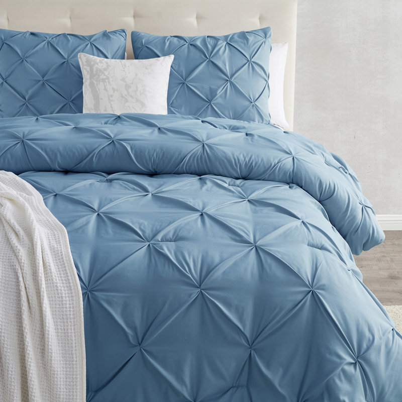 Polyester Duvet Cover & Insert, Queen Duvet + 3 Additional Pieces, Blue Heaven