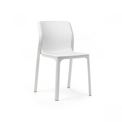 Bit Plastic Outdoor Stacking Dining Side Chair