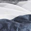 Édredon avec draps à rayures bleu marine et gris - soin de la peau et motif de draps Peaceful Rest