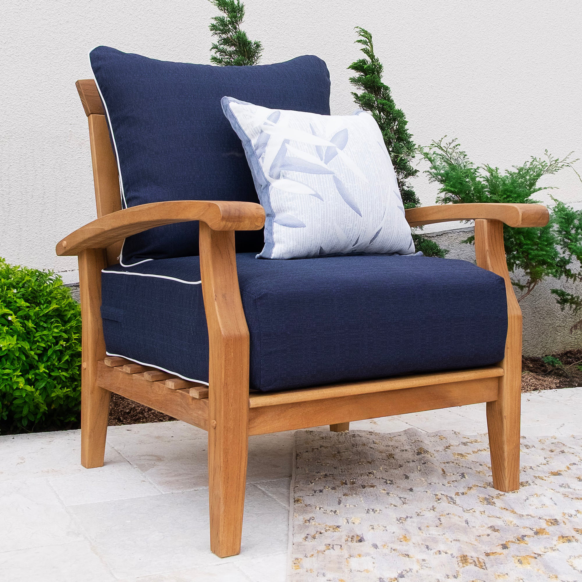 Summerton Teak Patio Chair with Cushions, Natural Frame/Navy White Piping Cushion