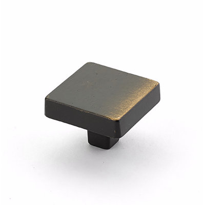 Schaub Vinci 1-3/4" Square Cabinet Knob