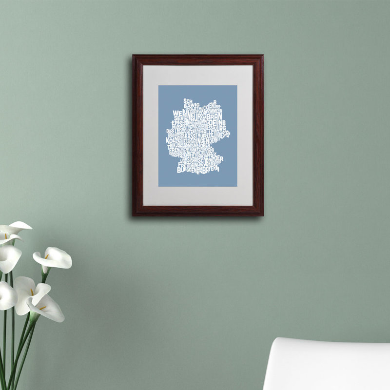 « germany regions map » par michael tompsett, art textuel encadré, H 20 po x l 16 po, Bleu ; blanc, Brun - Biseautée