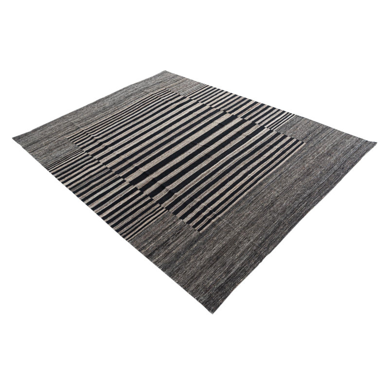 Osbourne Black Rug