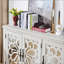 Armoire de rangement autoportante autoportante avec portes sculptées en miroir en acrylique, tablette réglable et comptoir spacieux pour une utilisation polyvalente à la maison-1483526226
