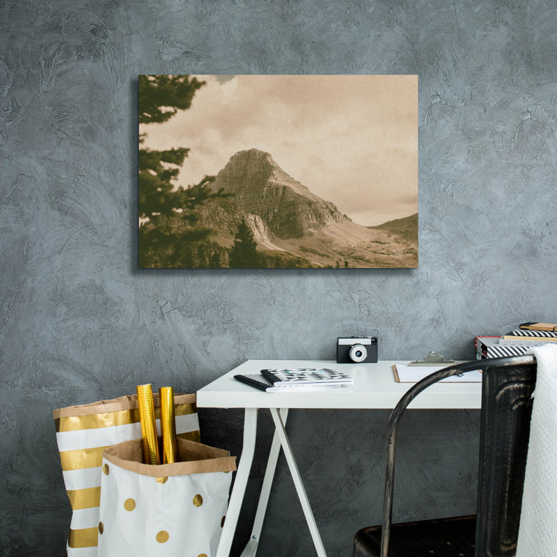  «Mountainous 1» par Nathan Larson, art mural sur toile, 26 po x 18 po