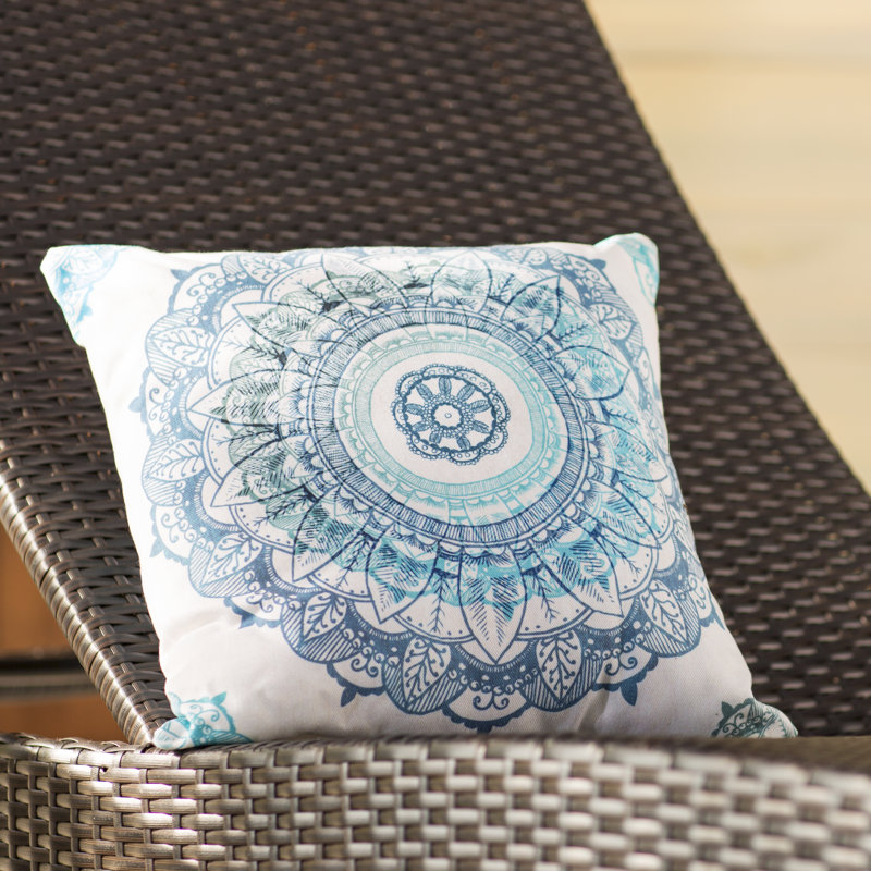 Coussin Rosebudstudio, 16 po x 16 po