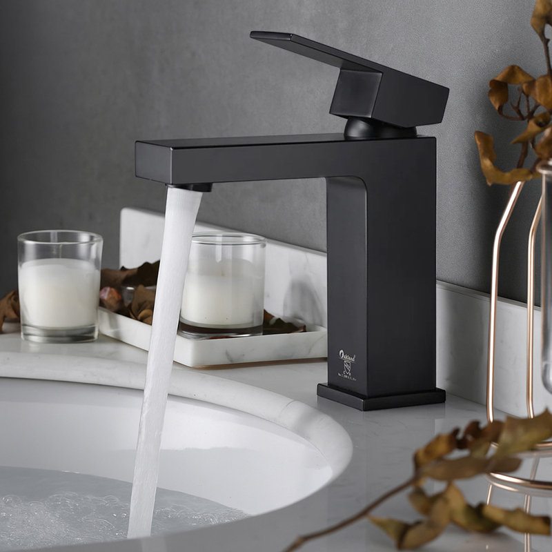 Single Hole Bathroom Faucet with Drain Assembly, Matte Black