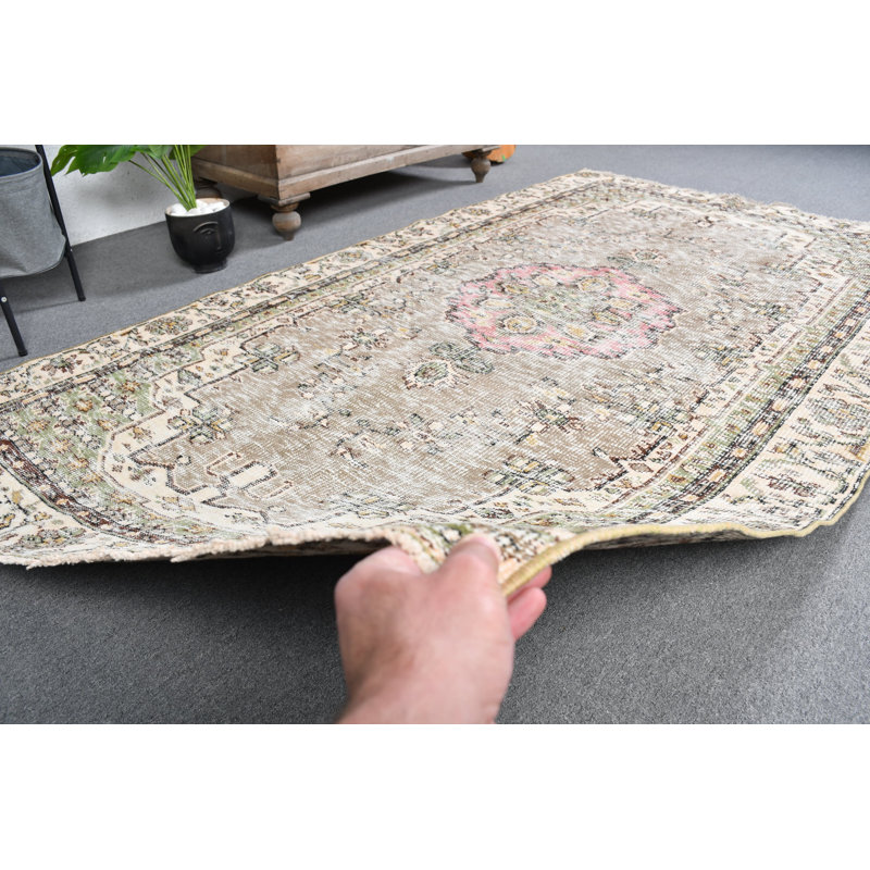 Tapis turc antique Oushak: tapis tissé à la main pour le salon avec décor anatolien brun / vert