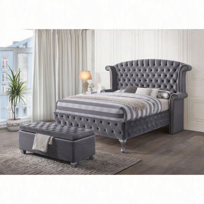 Tufted Storage Bench