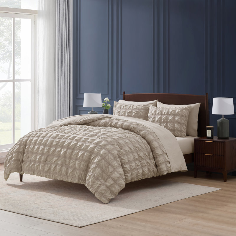 Bed in a Bag Seersucker Diamond Stitch 7 Piece Comforter Set, Oatmeal, Queen
