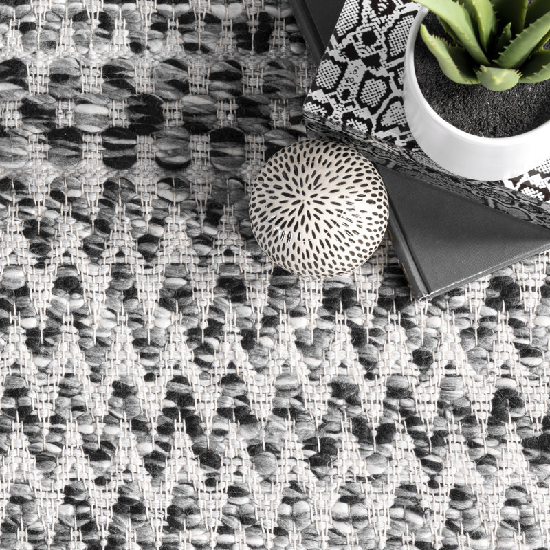 Kallye Chevron Striped Flatweave Ivory/Light Gray Indoor/Outdoor P.E.T. Area Rug, Oval 7'6" x 9'6"