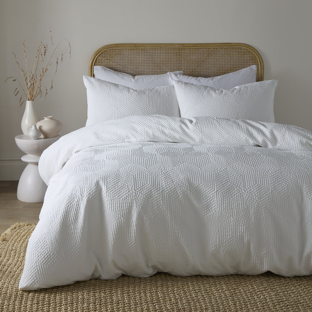 Serene Men's White Embossed Geo Duvet Cover Set Size 1 - Image 3