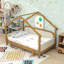 Lit en bois avec barrières rembourrées-293669328
